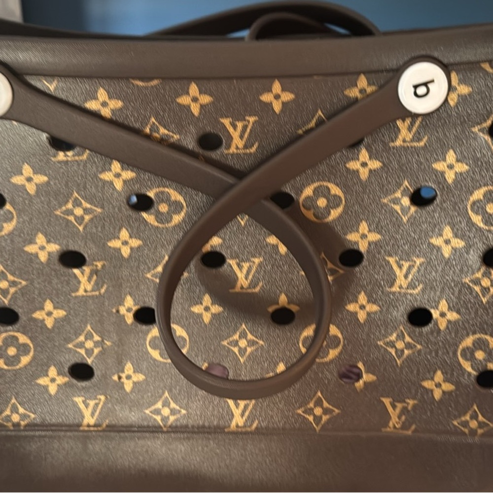 Louis Vuitton Black and Gold Monogram Tote